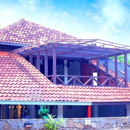 Ranna 212 By Auro Resorts Hambantota Bagian luar foto